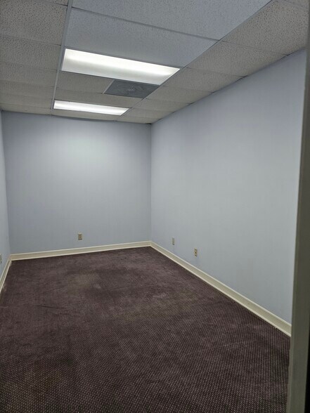 More Photos Of 6221 Monticello Rd, Columbia Warehouse For Lease