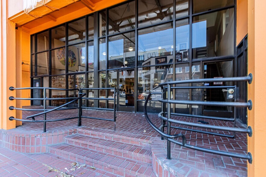 More Photos Of 1545-1555 Pacific Ave, San Francisco Storefront For Lease