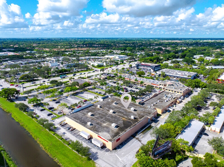 More Photos Of 8095-8177 Glades, Boca Raton Unknown For Lease