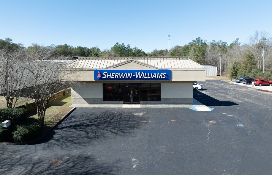 More Photos Of 1300 Schillinger Rd S, Mobile Storefront For Lease