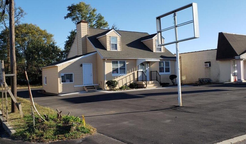 Primary Photo Of 7024 Bristol Pike, Levittown Office For Lease