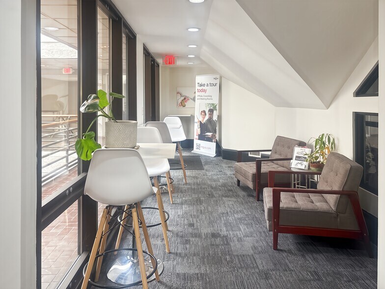 More Photos Of 1506 E Franklin St, Chapel Hill Coworking Space