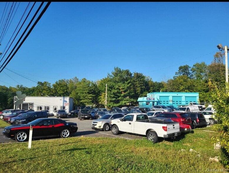 More Photos Of 268 Windsor Hwy, New Windsor Township Industrial For Sale