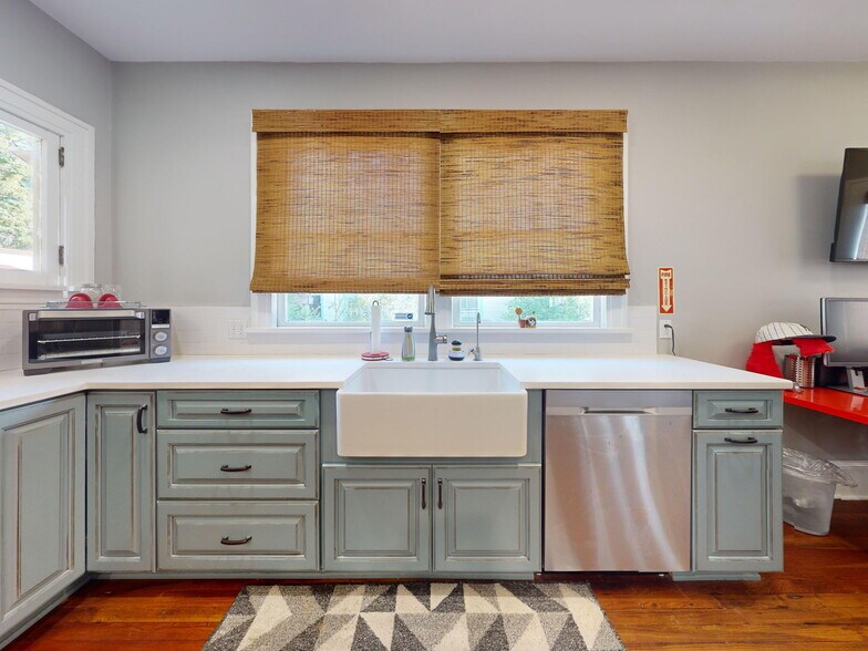 More Photos Of 215 Washington st, New Smyrna Beach Office Residential For Sale