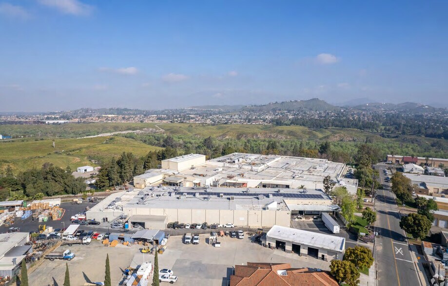 Primary Photo Of 5867 Jasmine St, Riverside Manufacturing For Sale