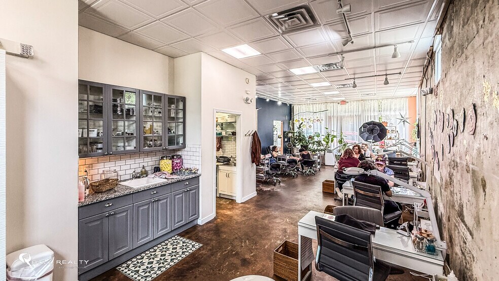 More Photos Of 760 United Ave SE, Atlanta Restaurant For Sale