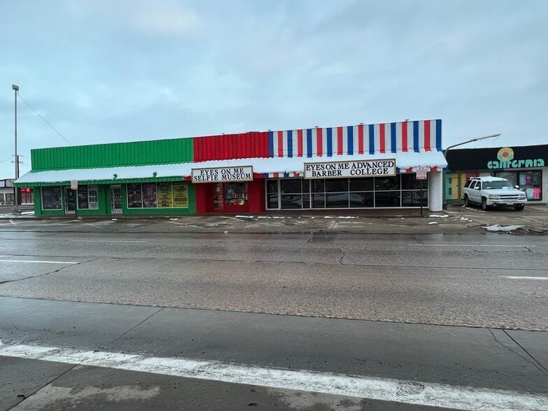 More Photos Of 1607-1609 University Ave, Lubbock Freestanding For Lease