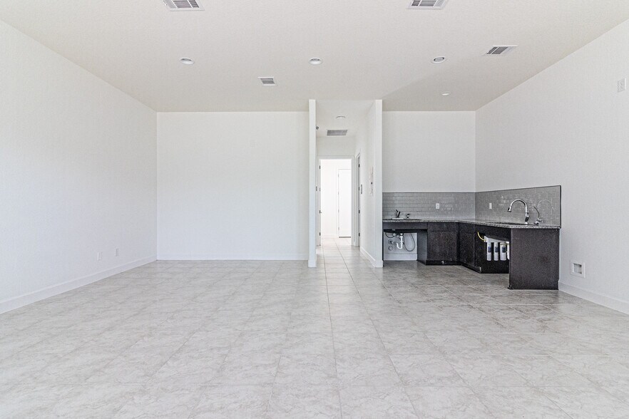 More Photos Of 3000 Polar Ln, Cedar Park Office For Lease