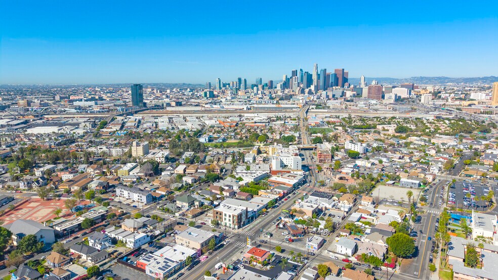 More Photos Of , Los Angeles General Retail For Sale