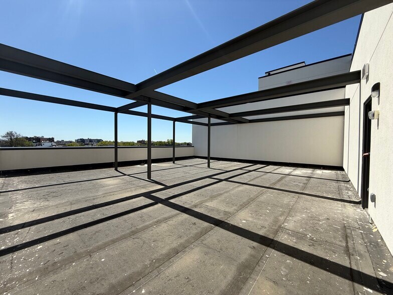 More Photos Of 206 Ditmas Ave, Brooklyn Office For Lease