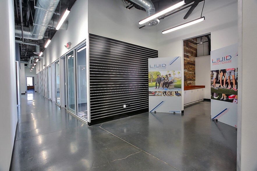 More Photos Of 5 Longevity Dr, Henderson Light Manufacturing For Sale