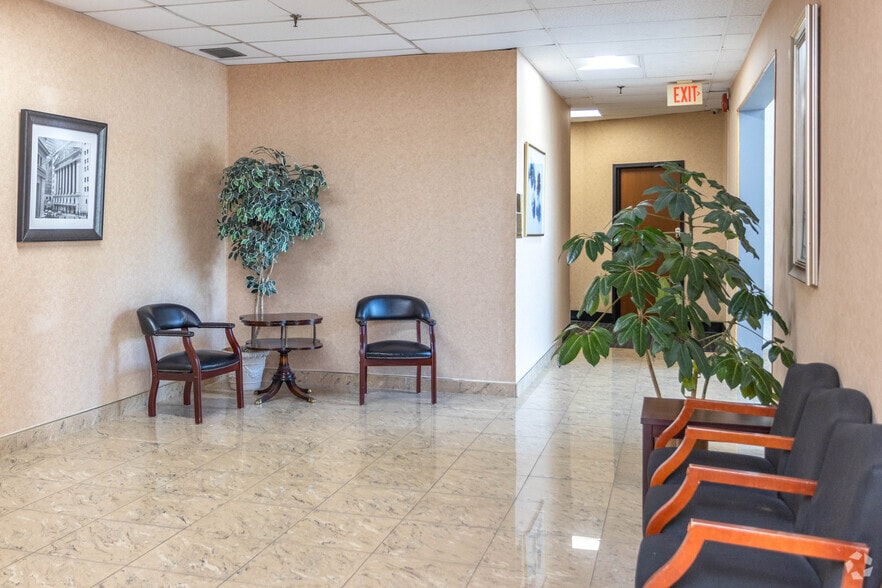 More Photos Of 535 Broadhollow Rd, Melville Coworking Space