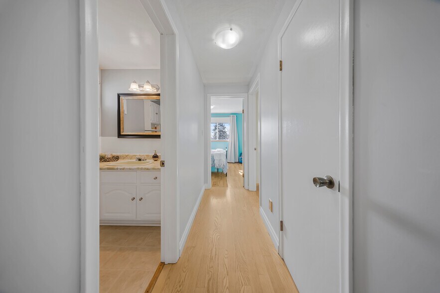 More Photos Of 4871 Wellington Road 29, Guelph Warehouse For Sale