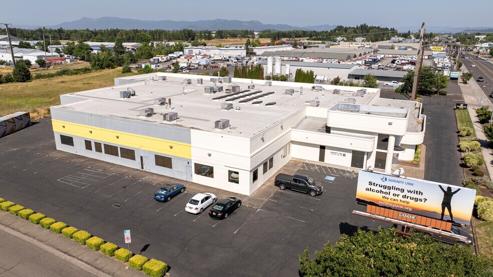 More Photos Of 4211 W 11th Ave, Eugene Freestanding For Sale