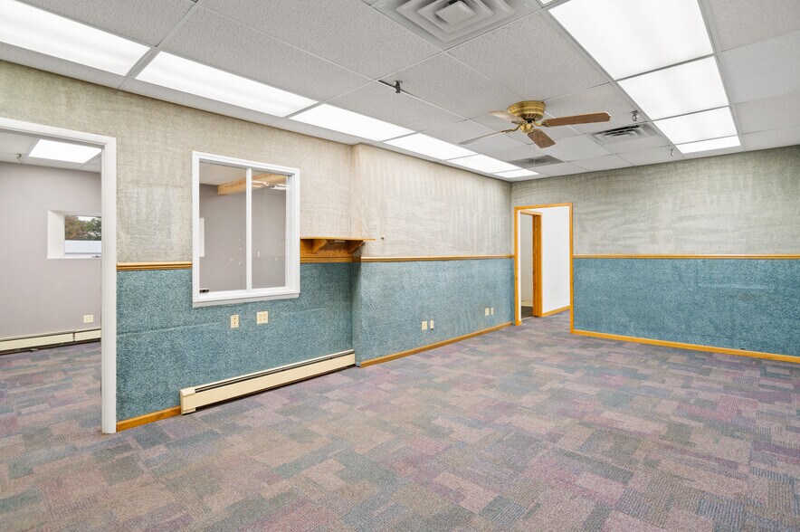 More Photos Of 350 N Center St, Brandon Industrial For Sale