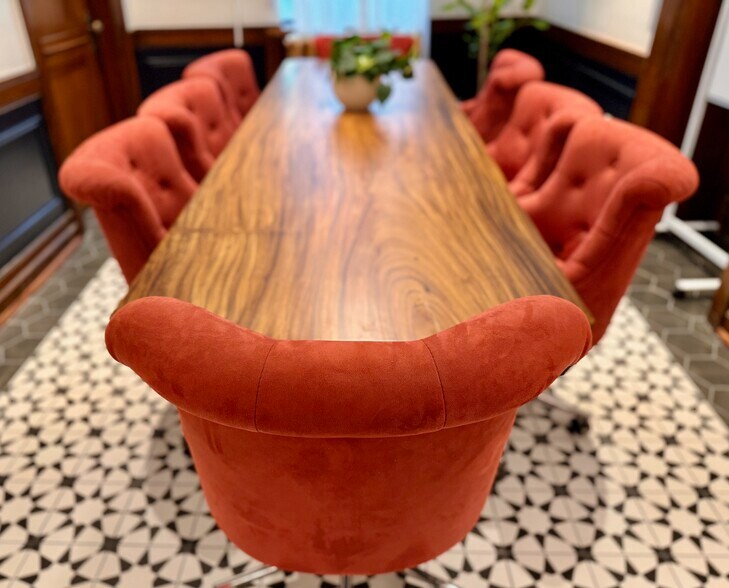 More Photos Of 14 Erb St W, Waterloo Coworking Space