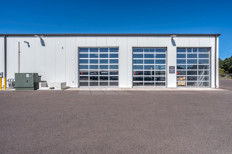 More Photos Of 2000 Stout St, Menomonie Auto Dealership For Sale