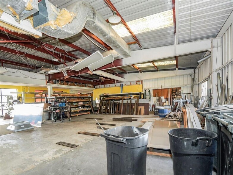 More Photos Of 415 US Highway 1, Vero Beach Freestanding For Sale