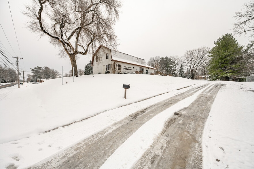 More Photos Of 814 E Washington St, Greencastle Medical For Sale