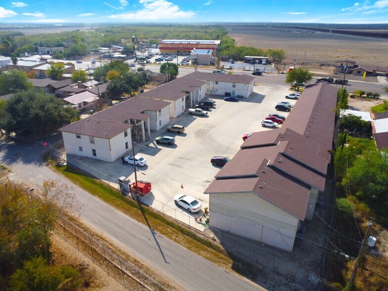 More Photos Of 5007 US Highway 83, Rio Grande City Apartments For Sale