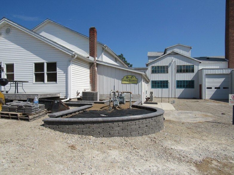 Primary Photo Of 305 N Walnut St, Yellow Springs Warehouse For Sale