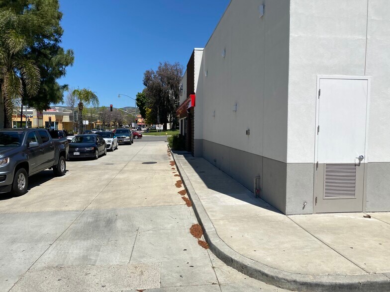 More Photos Of 1408 E Los Angeles Ave, Simi Valley Fast Food For Sale