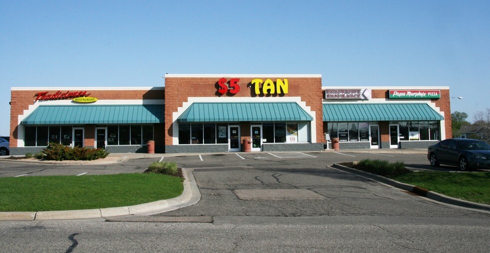 More Photos Of 1198 Vierling Dr E, Shakopee Unknown For Lease