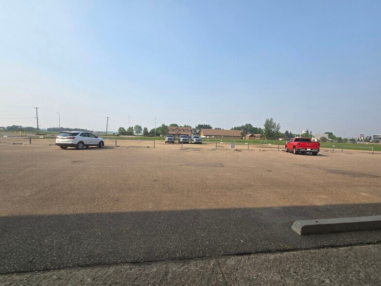 More Photos Of 5201 44 St, Bonnyville Industrial For Sale