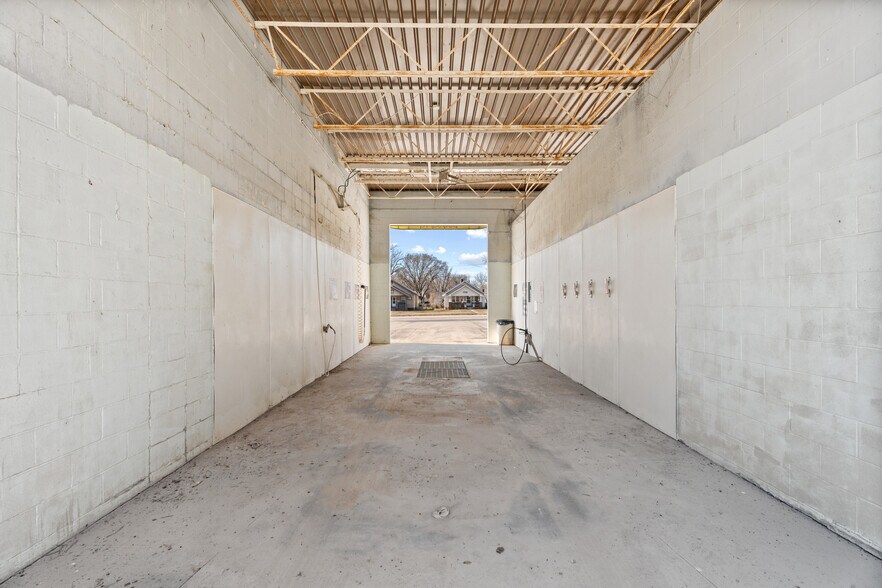 More Photos Of , Independence Specialty For Sale