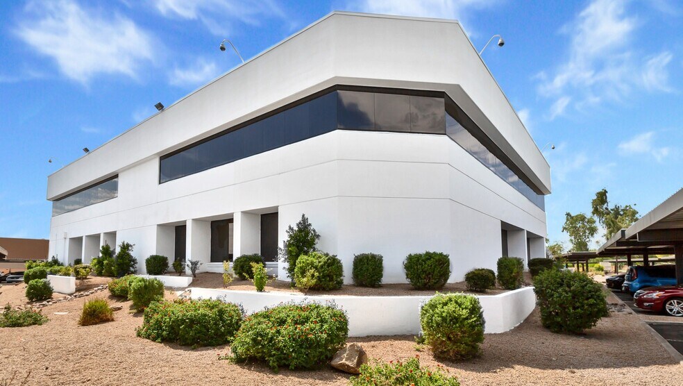 Primary Photo Of 4225 E Windrose Dr, Phoenix Office For Lease
