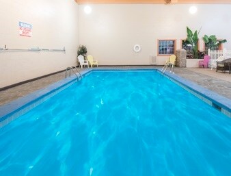 More Photos Of 1211 N 47th St, Grand Forks Hotel For Sale