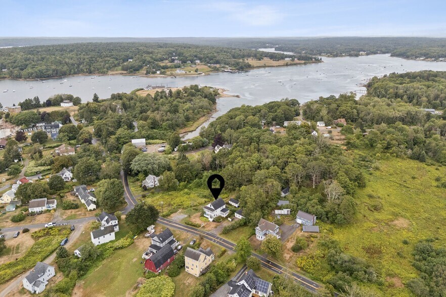 More Photos Of 201 Snowball Hill Rd, New Harbor Hotel For Sale