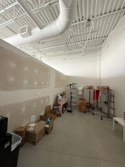 More Photos Of 3550 W Lawrenceville St, Duluth General Retail For Lease