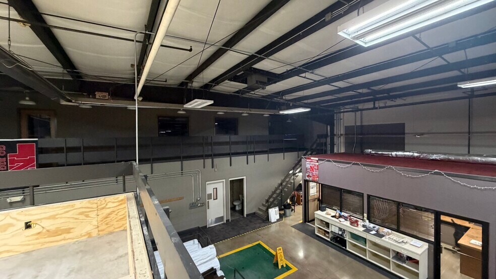 More Photos Of 5201 S 19th St, Lincoln Warehouse For Sale