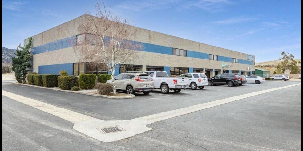 More Photos Of 410 W J St, Tehachapi Light Manufacturing For Sale