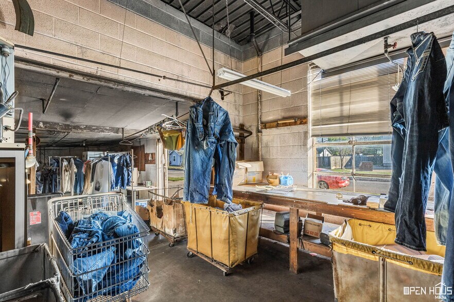 More Photos Of 1915 Kemp Blvd, Wichita Falls Office For Sale