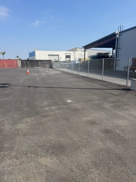 More Photos Of 2831 E Coronado St, Anaheim Land For Lease