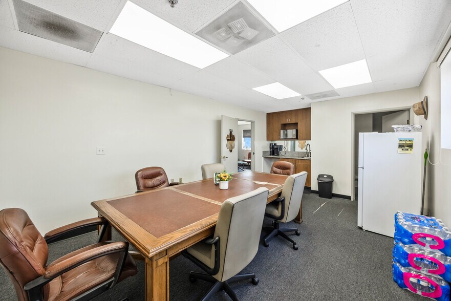 More Photos Of 1808 58th Pl, Los Angeles Land For Lease