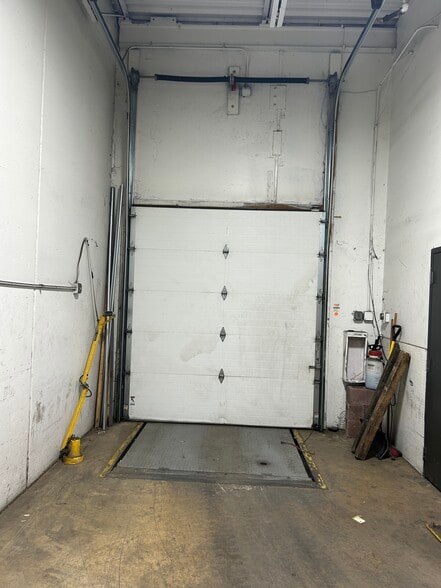 More Photos Of 2800 Hitchcock Ave, Downers Grove Manufacturing For Sale