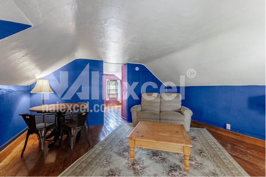More Photos Of 2862 Santa Clara Dr, Santa Clara Restaurant For Sale