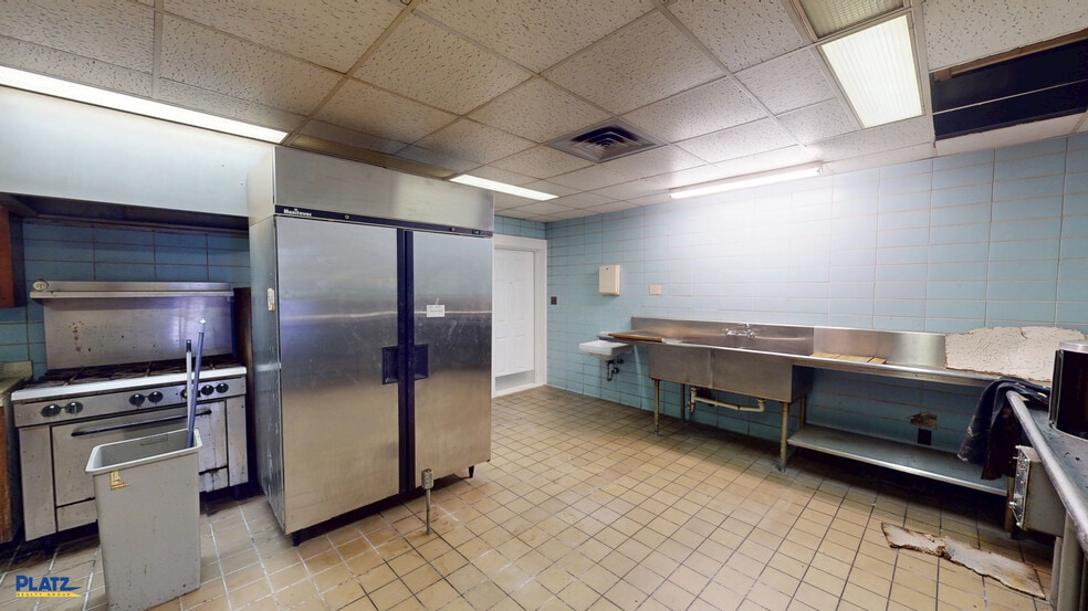 More Photos Of 127 Steel St, Youngstown Religious Facility For Sale