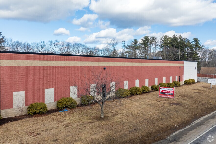 More Photos Of 144 Sturbridge Rd, Charlton Warehouse For Sale