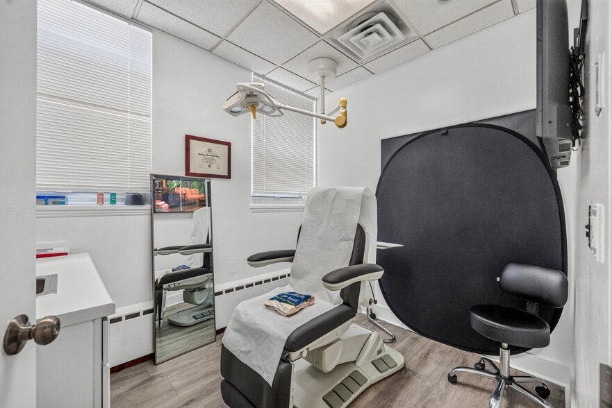 More Photos Of 89 Valley Rd, Montclair Medical For Sale