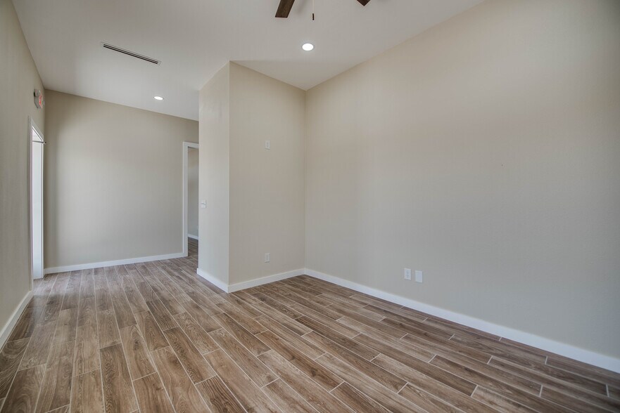 More Photos Of 1808 N FM 1788, Midland Warehouse For Lease