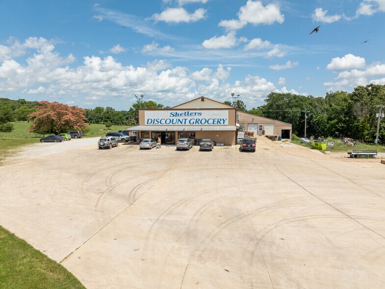 More Photos Of 6839 Outer Rd, Mountain Grove Supermarket For Sale