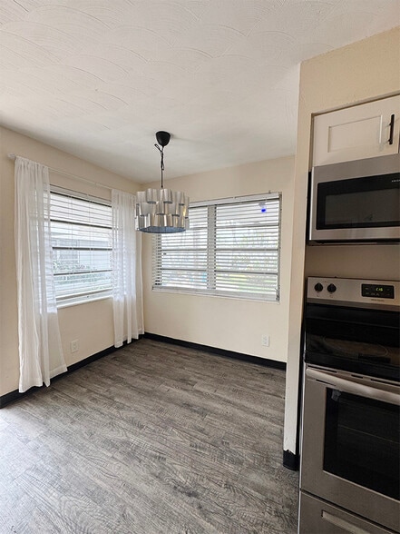 More Photos Of 1030 N Victoria Park Rd, Fort Lauderdale Apartments For Sale