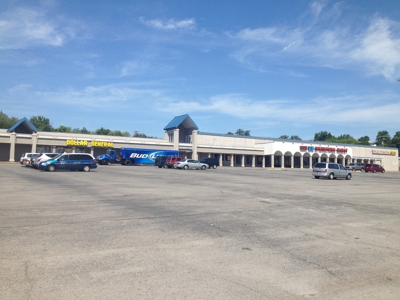 More Photos Of 2609-2695 Murfreesboro Pike, Nashville General Retail For Lease