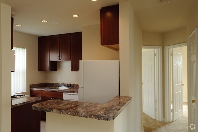 More Photos Of 3301 Chillum Rd, Mount Rainier Apartments For Sale