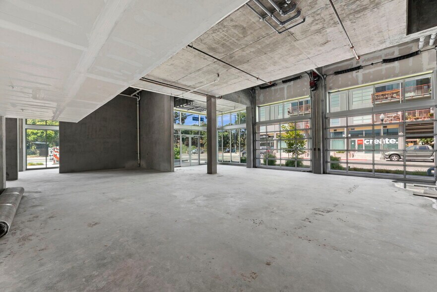 More Photos Of 160 S Ventura Ave, Ventura Apartments For Lease