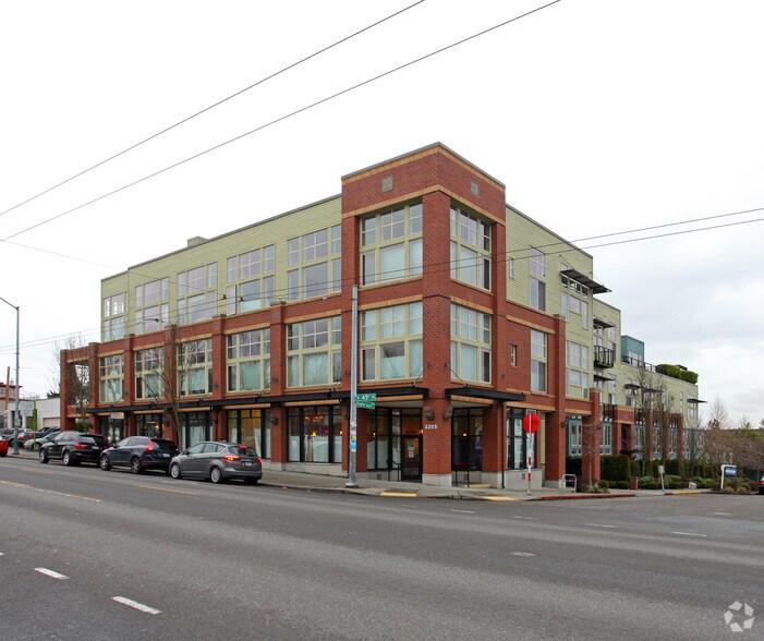 Primary Photo Of 2205 N 45th St, Seattle Apartments For Lease